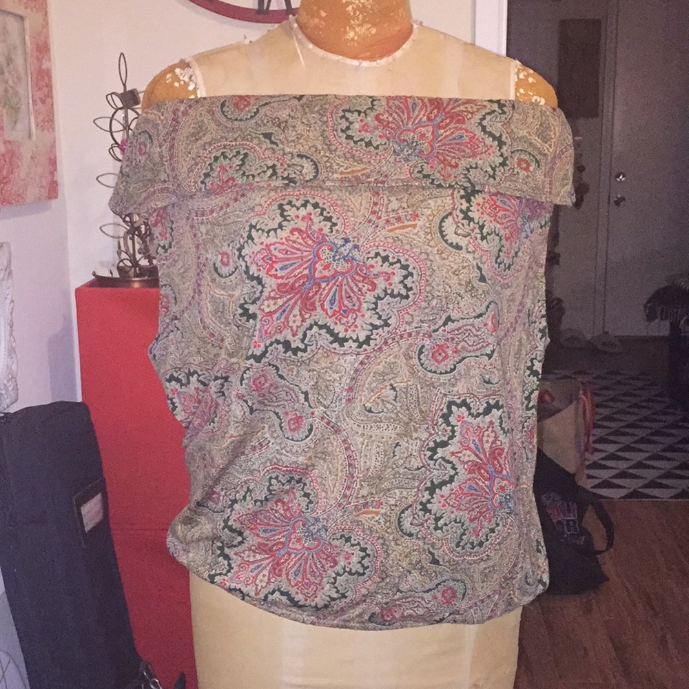 CUSTOM MADE off shoulders top💚❤️👚